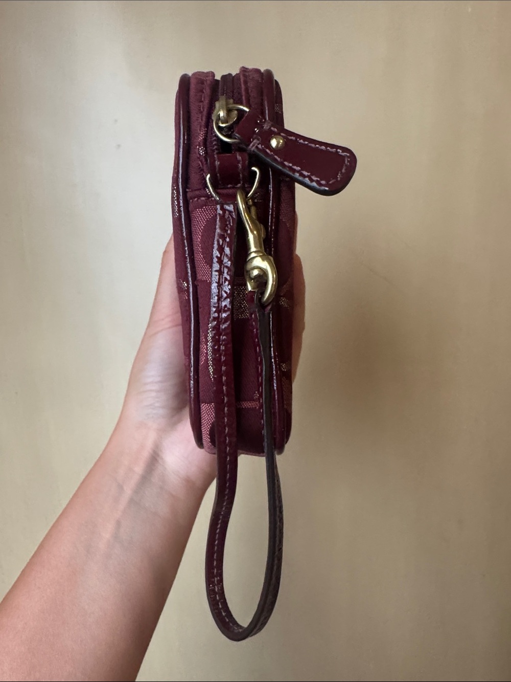 Coach Small Wristlet Pouch in Burgundy and Gold - Picture 4 of 7